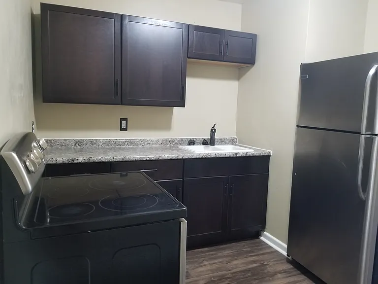 2425 Shelby St #2A — Photo 10
