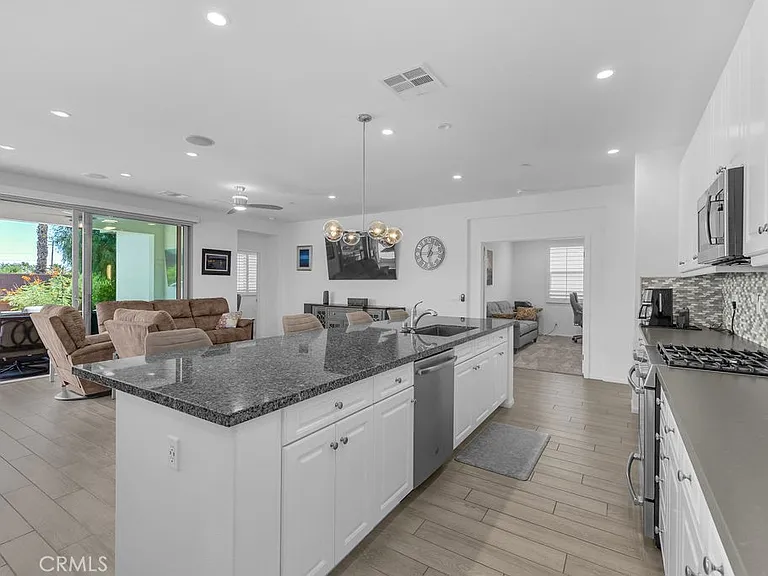 50880 Monterey Canyon Dr — Photo 5