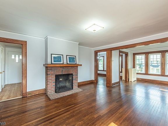 3rd image of 45 Walker Rd
