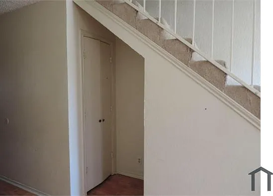 2 bed, 1000 sqft, $1,200 — Photo 3