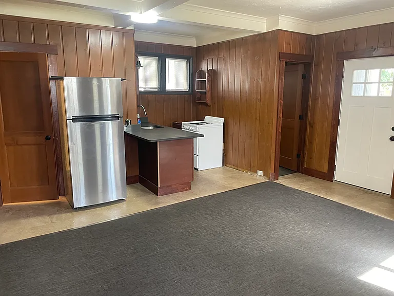623 E Nora Ave #5 — Photo 1