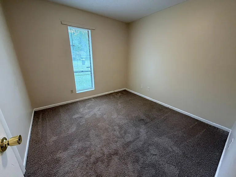 3902 Danube Cir — Photo 10