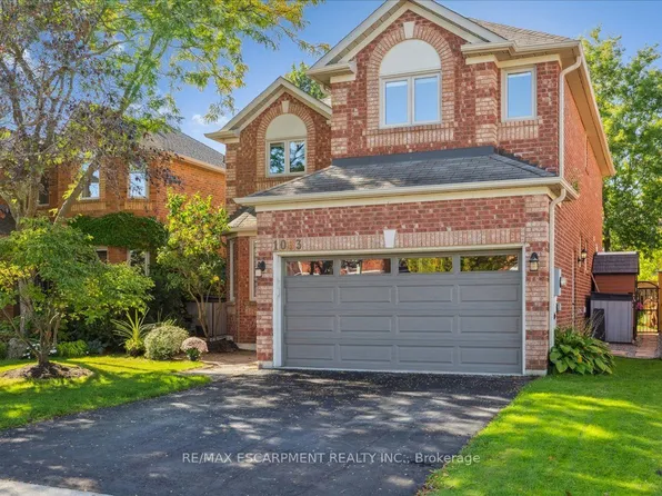 1083 Old Oak Dr, Oakville, ON L6M 3K4