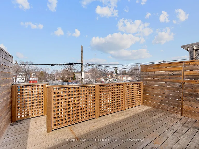 2118A Danforth Ave — Photo 35