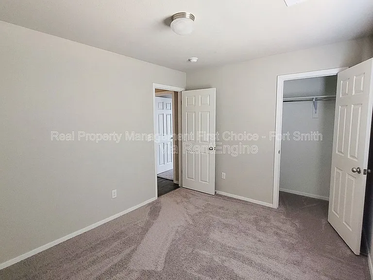 8218 Melody Ln — Photo 7