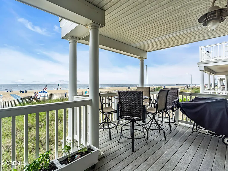 209 Beachfront #1 — Photo 7
