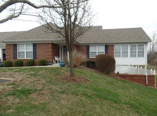 10229 Pine Glen Cir, Louisville, KY
