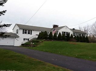 912 Grassy Hill Rd, Oakdale, CT 06370