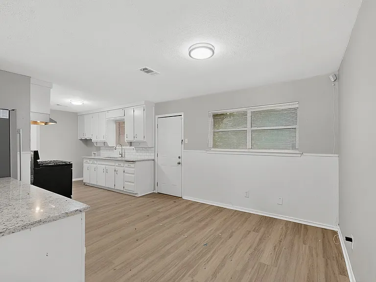 6601 Avalon Dr — Photo 31