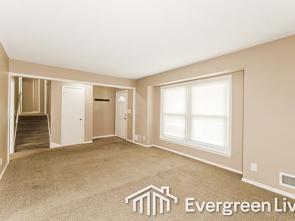 3rd image of 8851 Evanston Way