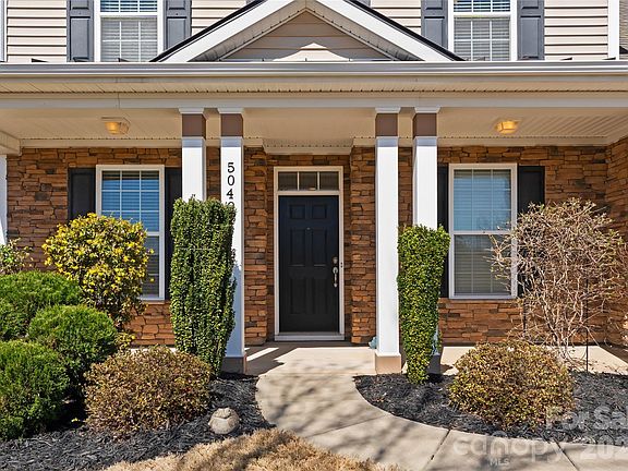 4th image of 5049 Gladiola Way