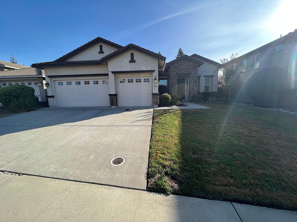 1st image of 2094 Dorrington Dr