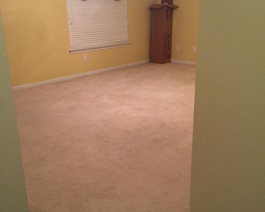 2nd image of 122 River Marsh Ln