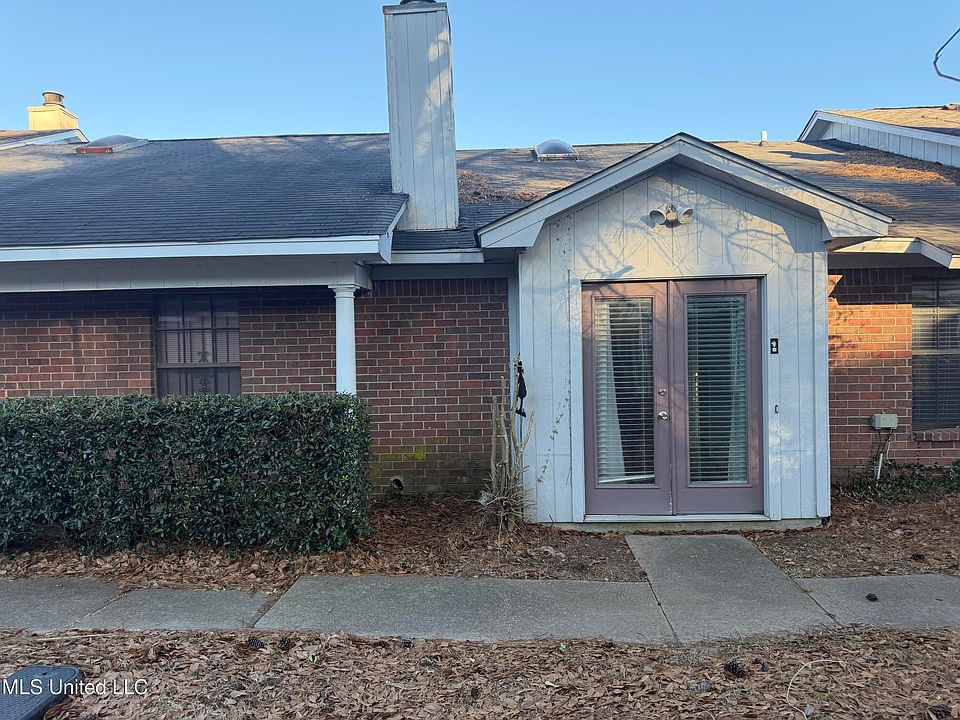 1st image of 928 Garvin St