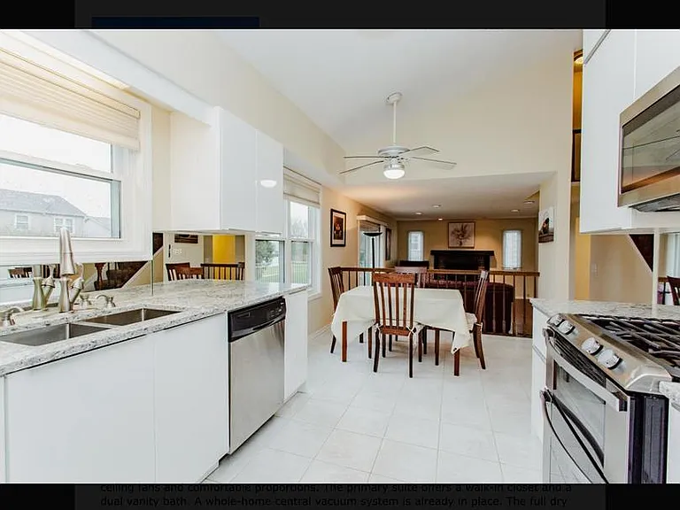 814 Dunhill Dr — Photo 8