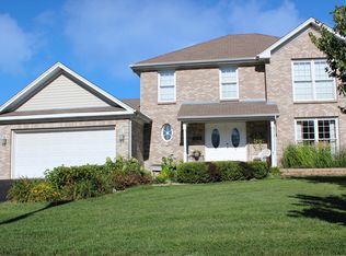 171 Devonshire Dr, Dekalb, IL 60115