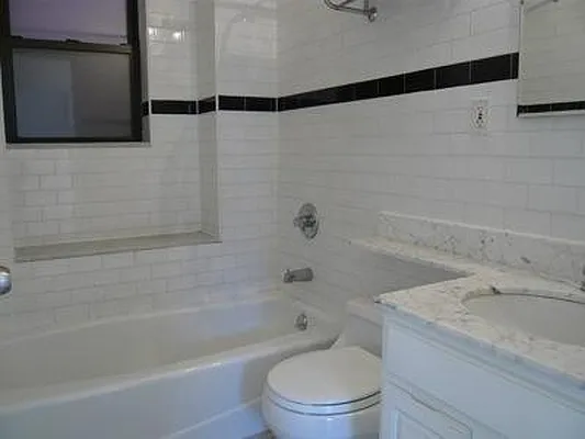 Rented by Veracity NYC LLC | media 35