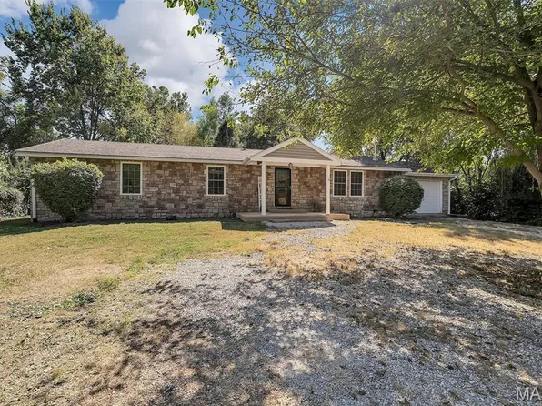 11680 Mark Twain Ln, Bridgeton, MO 63044