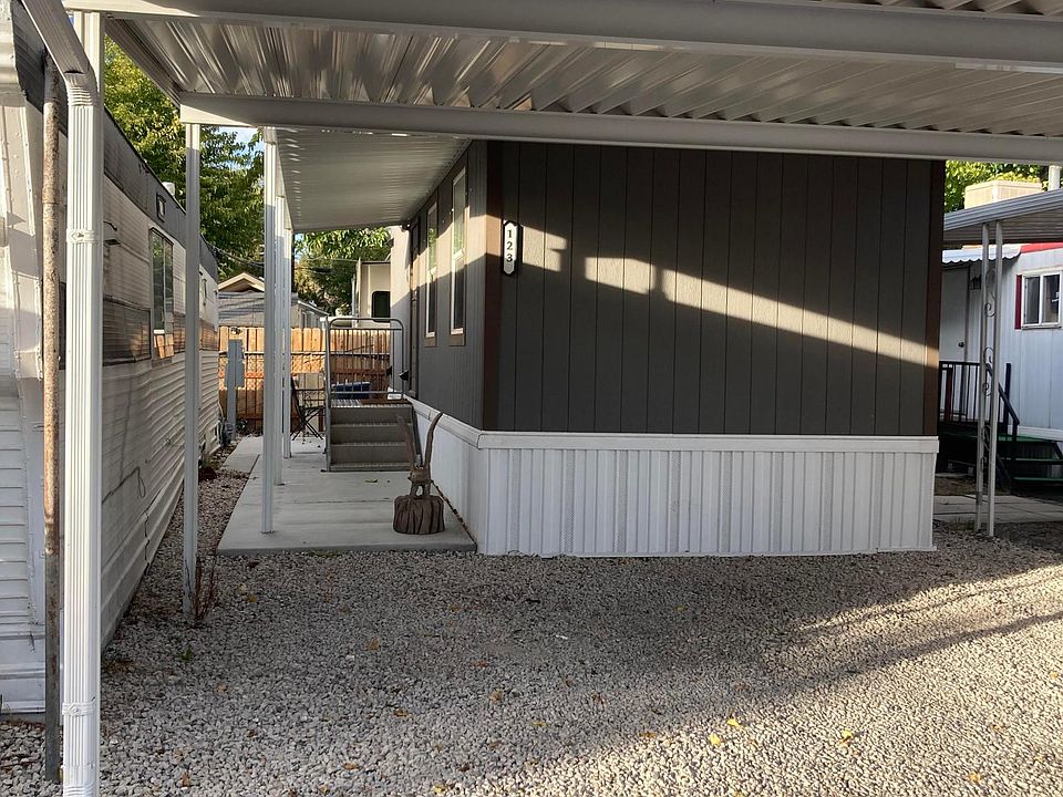 1st image of 123 E Hamilton Ln #123