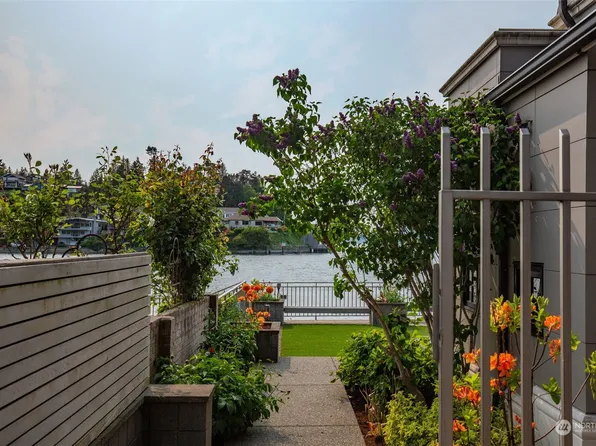 5905 Seaview Avenue NW, Seattle, WA 98107