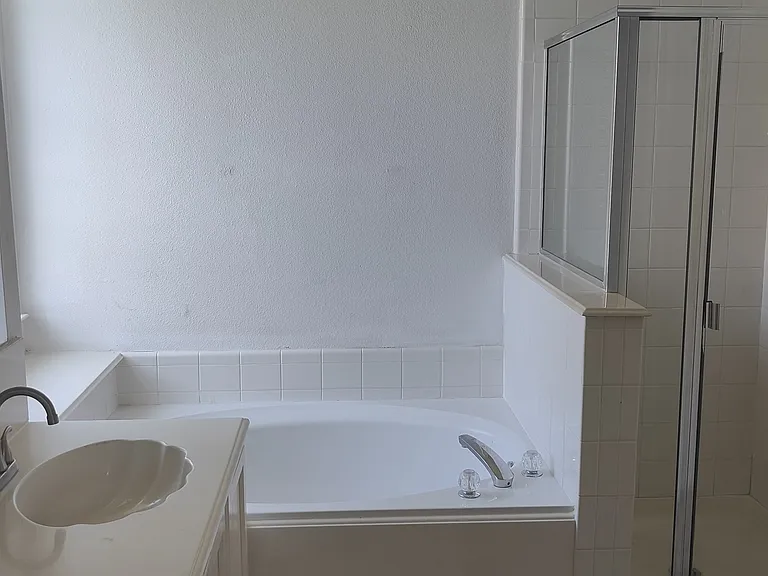 1412 Brenda Ln — Photo 38