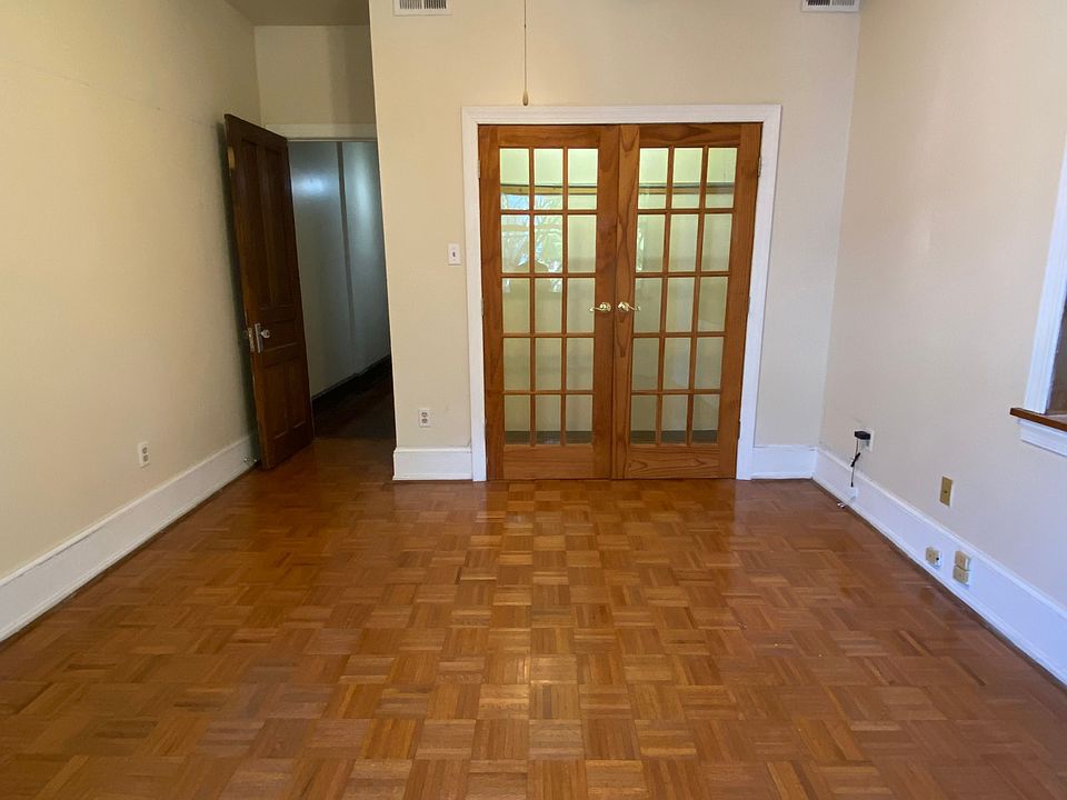 1st image of 428 N 34th St APT 2