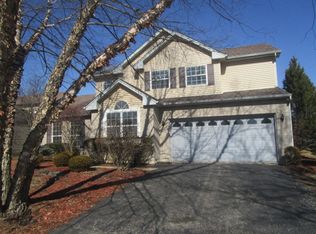 345 Brittany Trl, Elgin, IL 60120