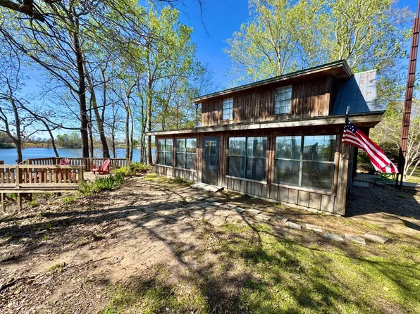 409 Sunrise Rd, Jonesville, LA 71343