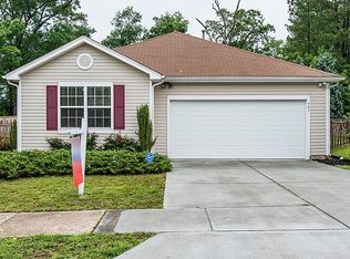 403 Ravenstone Ln, Durham, NC 27703