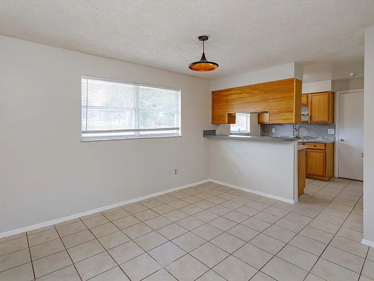 131 Langston Dr — Photo 6
