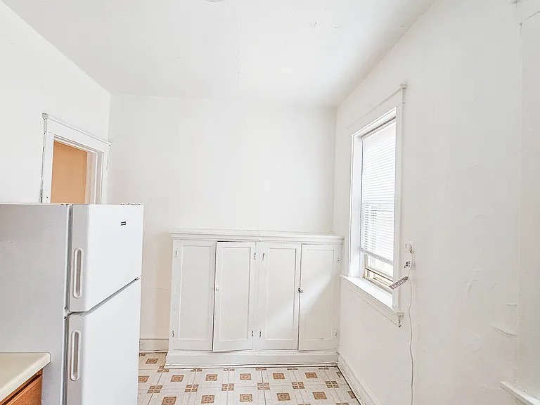 4443 N Damen Ave #H3 — Photo 4