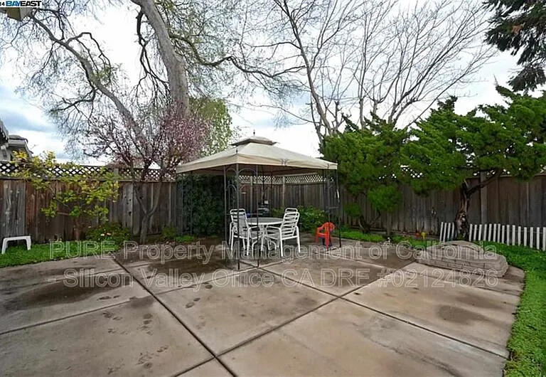 4212 Vincente St — Photo 21