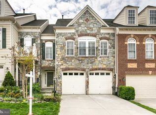47643 Paulsen Sq, Sterling, VA 20165