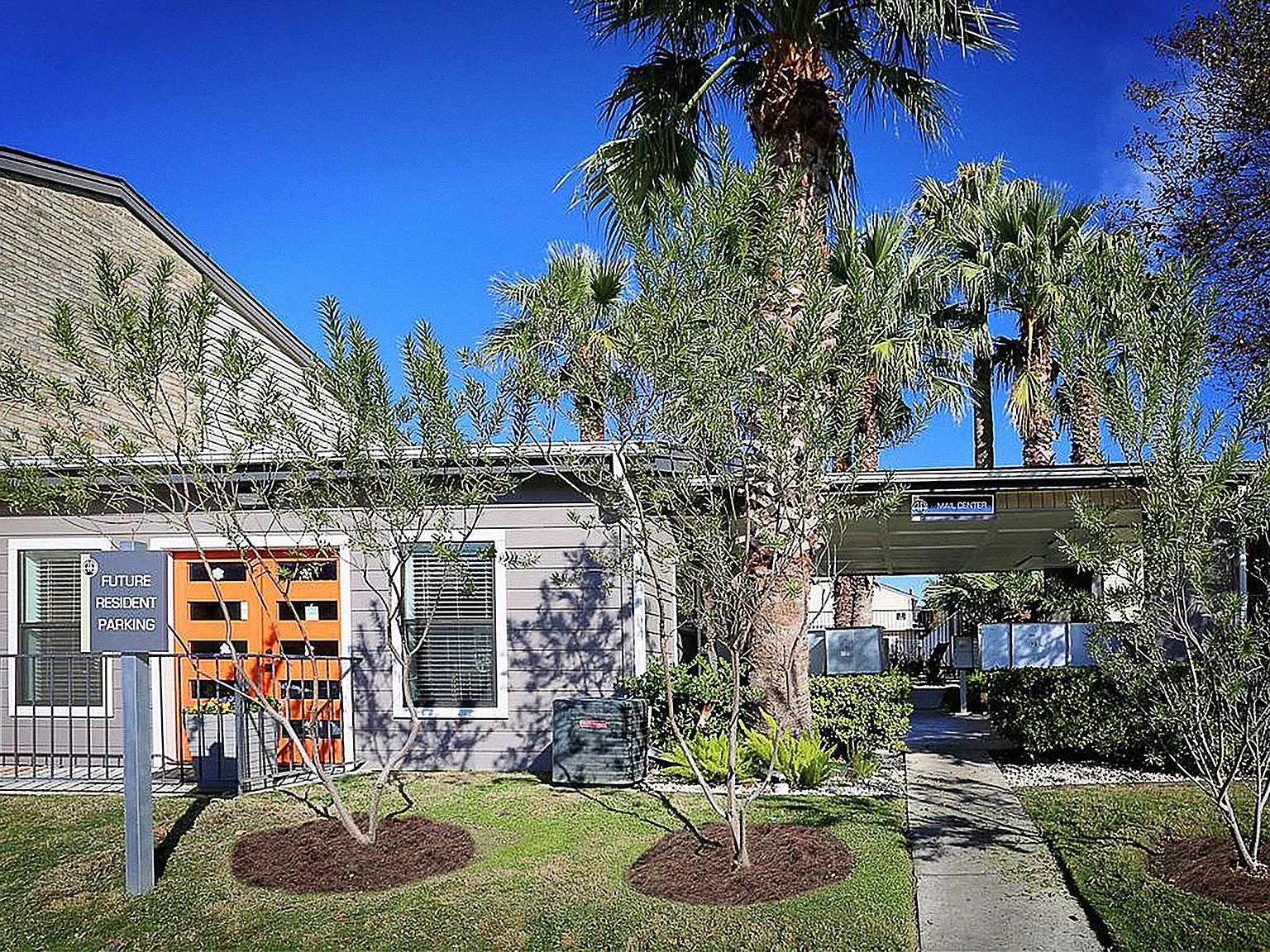 Alamo Estates — Photo 2