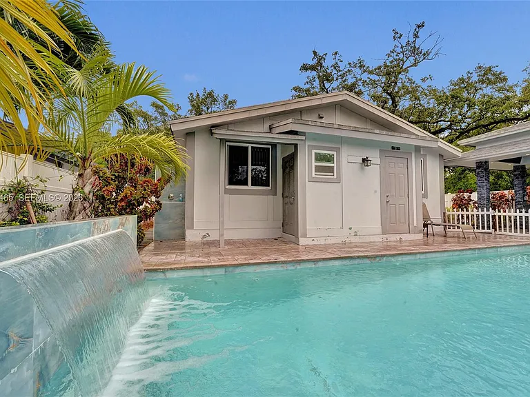 4541 SW 26th Ter — Photo 62