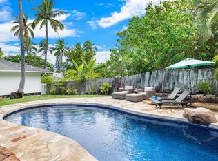 1415 Aalapapa Dr, Kailua, HI 96734