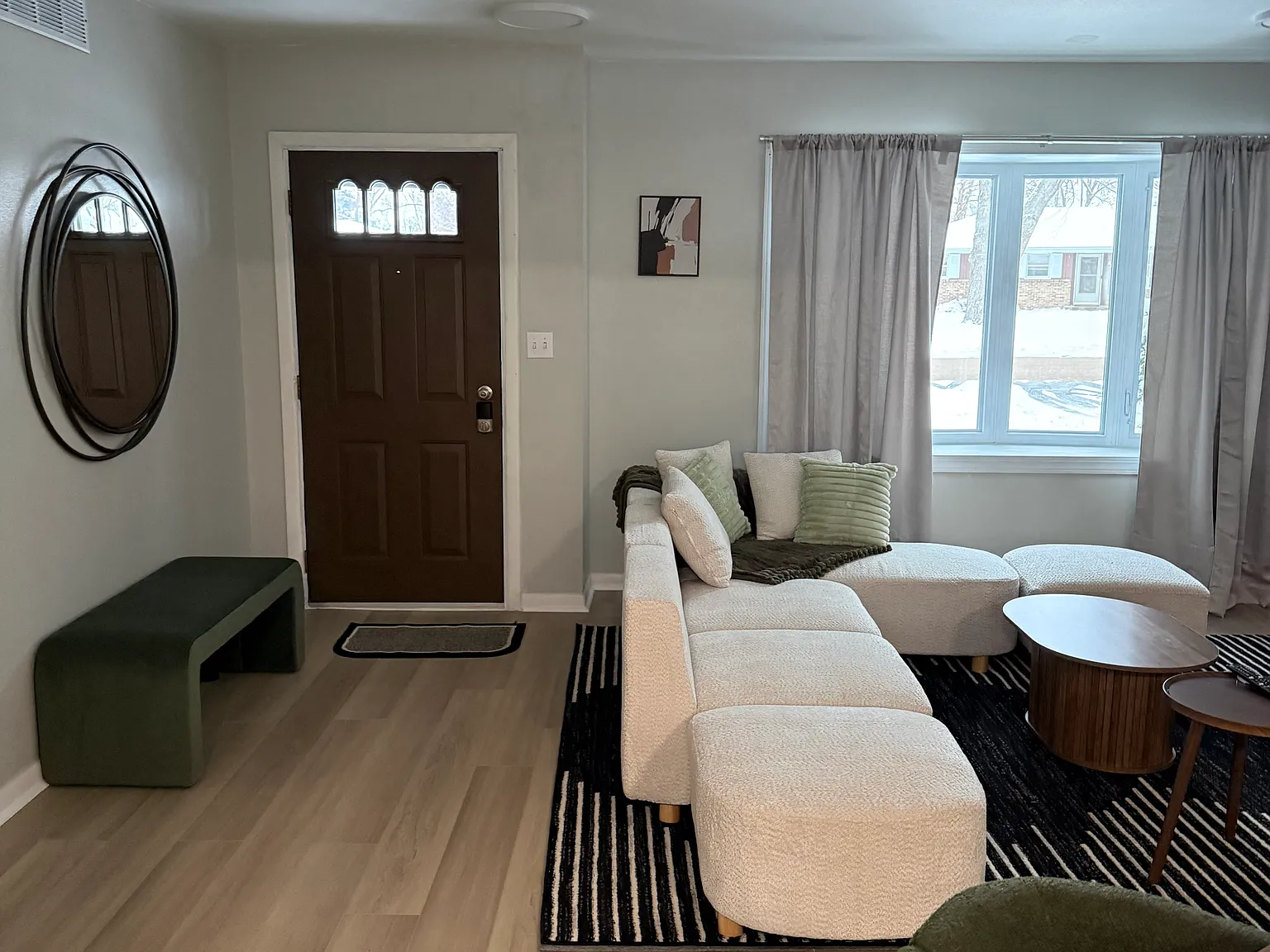 3 bed, 1664 sqft, $2,150 — Photo 2