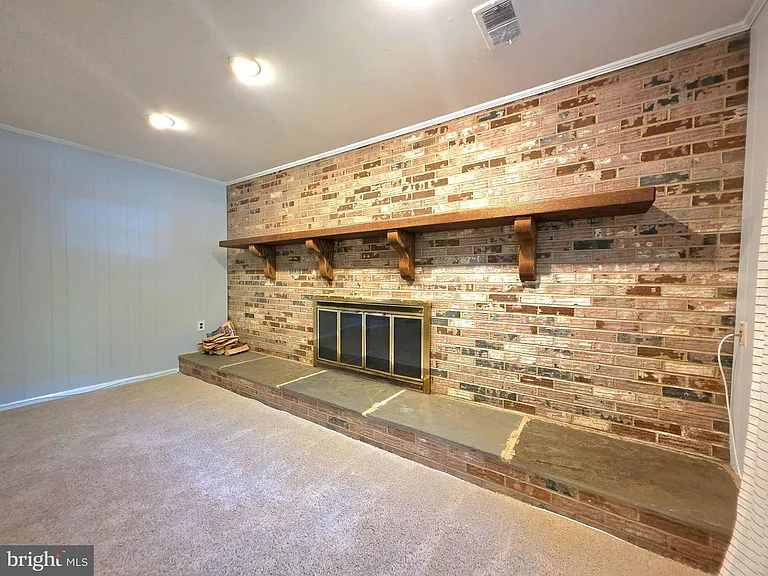 2215 Collingwood Rd — Photo 32