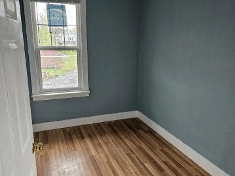 13639 La Salle Blvd — Photo 20