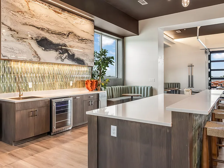 Vista At Councill Square — Photo 19