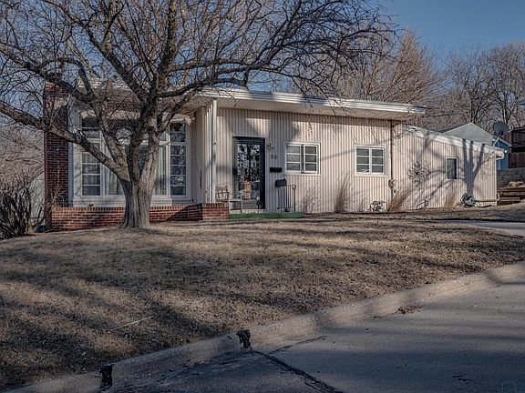 2nd image of 96 Ridgeview Rd