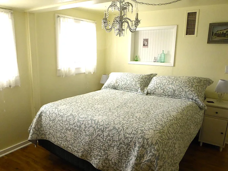 907 W Clay Ave #1 — Photo 17