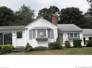 99 Warren Ave, Groton, CT 06355