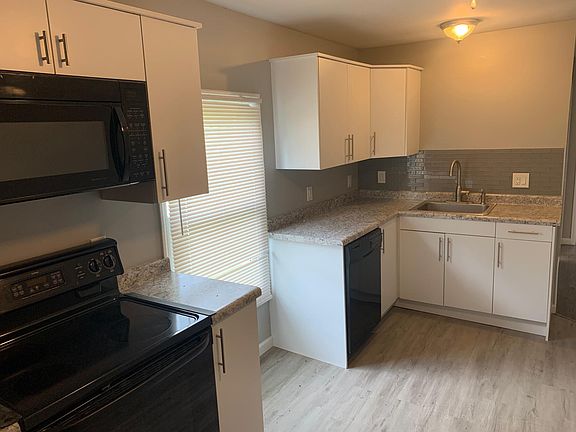 3rd image of 20771 Parkside Blvd APT 2