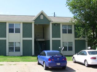 802 Oran Cir #802C, Bryan, TX 77801