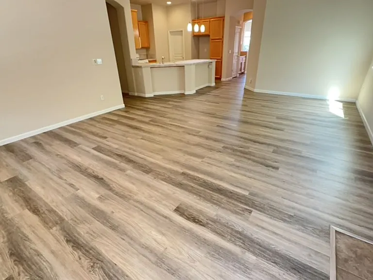 99 Jarvis Cir — Photo 3