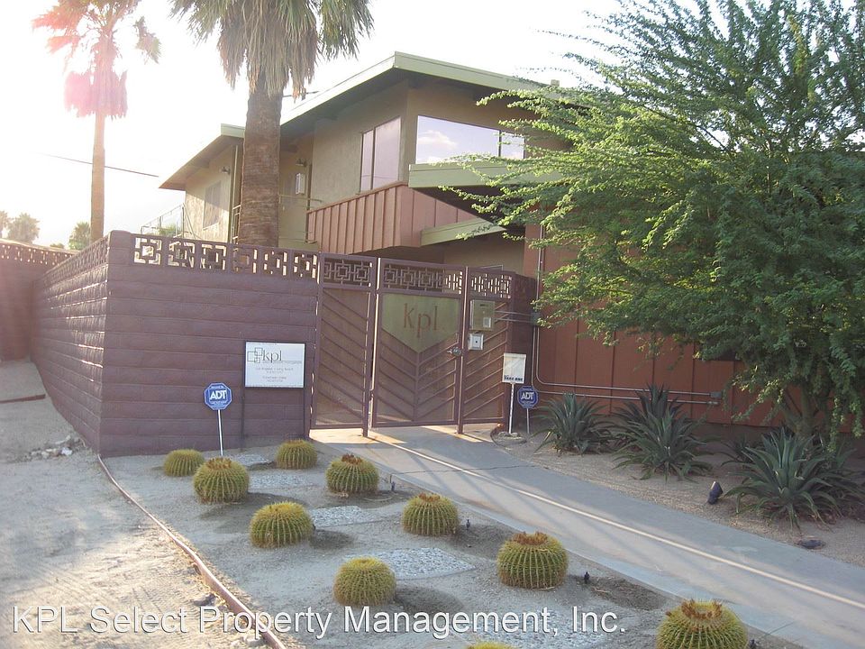 1st image of 2583 N Palm Canyon Dr #100