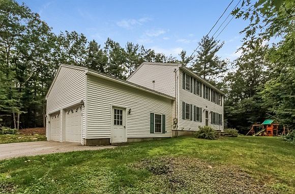 84 Styles Rd New Boston