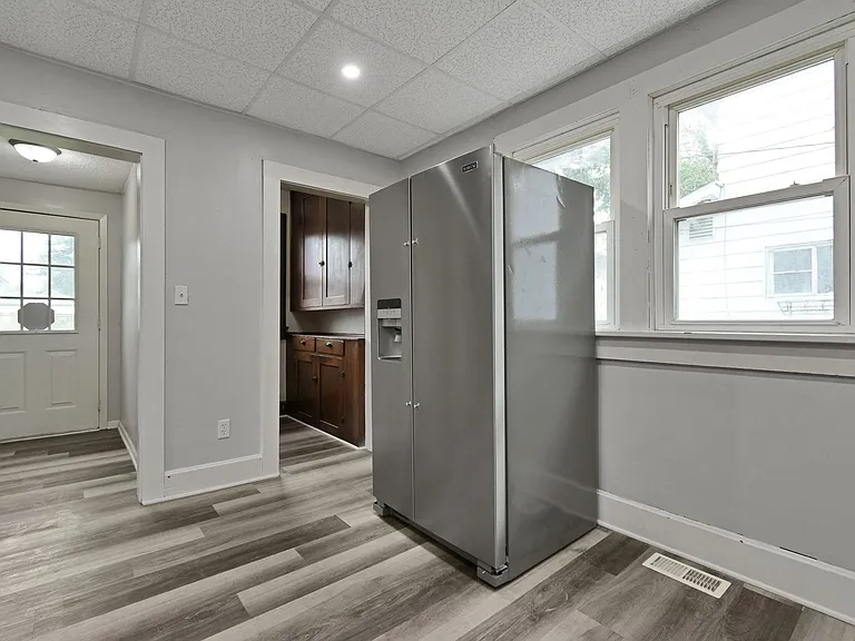 5 Cottage St — Photo 15
