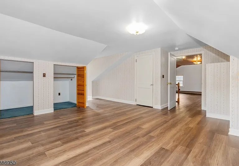 87 Glen Rd — Photo 19